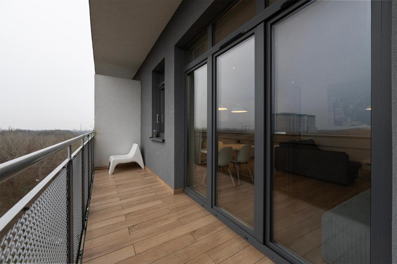 Penthouse With A View Of Lodz & Free Parking Apartment Exterior photo